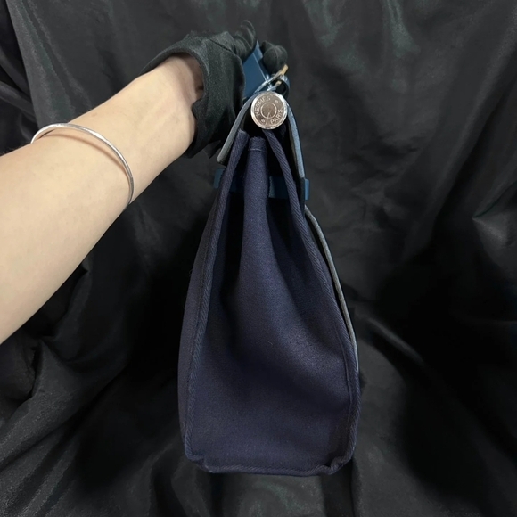 Hermes Blue 2 Way Herbag - Picture 4 of 16